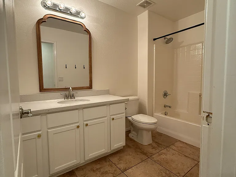 Secondary Bathroom for additional bedrooms