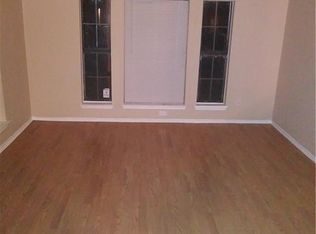 733 Crescent Dr, Desoto, TX 75115