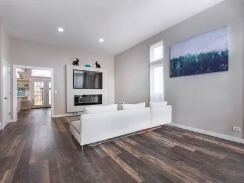 4426 W Tucker Ln, Waukegan, IL 60085 Zillow