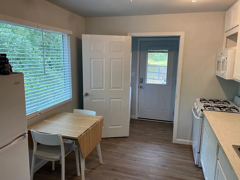 7321 Santiago St #3 — Photo 5