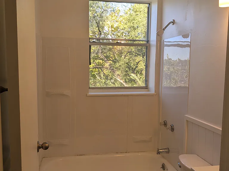227 Renner St #4 — Photo 36