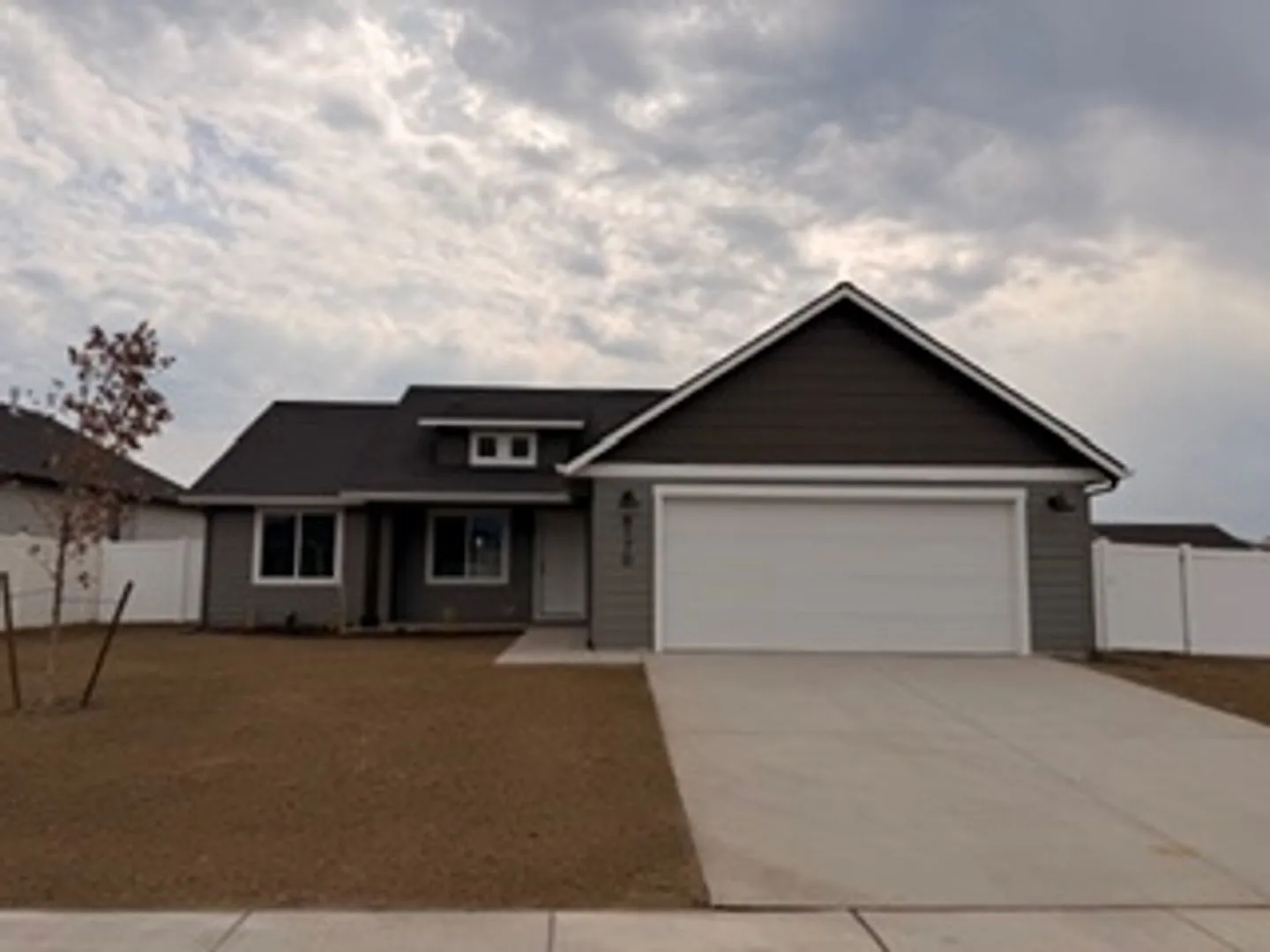 Beautiful New Construction! — Photo 1