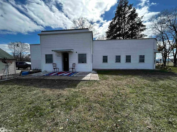 1214 36th St, Fort Madison, IA 52627