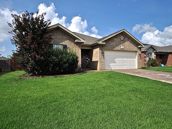 2nd image of 350 Wildwood Point