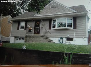 95 Jefferson St, Wood Ridge, NJ 07075