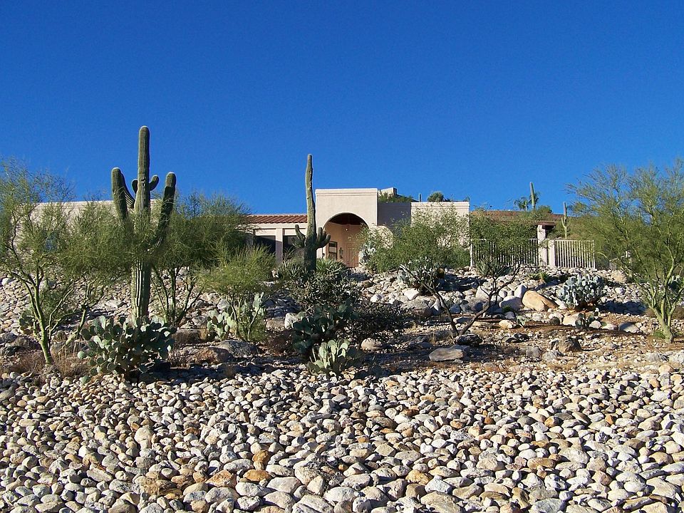 view from Rockcliff Road
