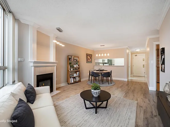 1190 Pipeline Rd #1305, Coquitlam, BC V3B 7T9