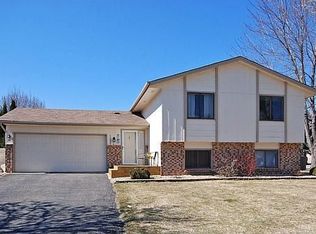 11695 100th Ave N, Maple Grove, MN 55369