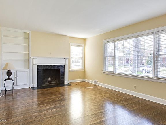 2518 Manchester Rd-6