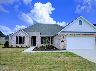 270 Penzo Ave, Springdale, AR 72762