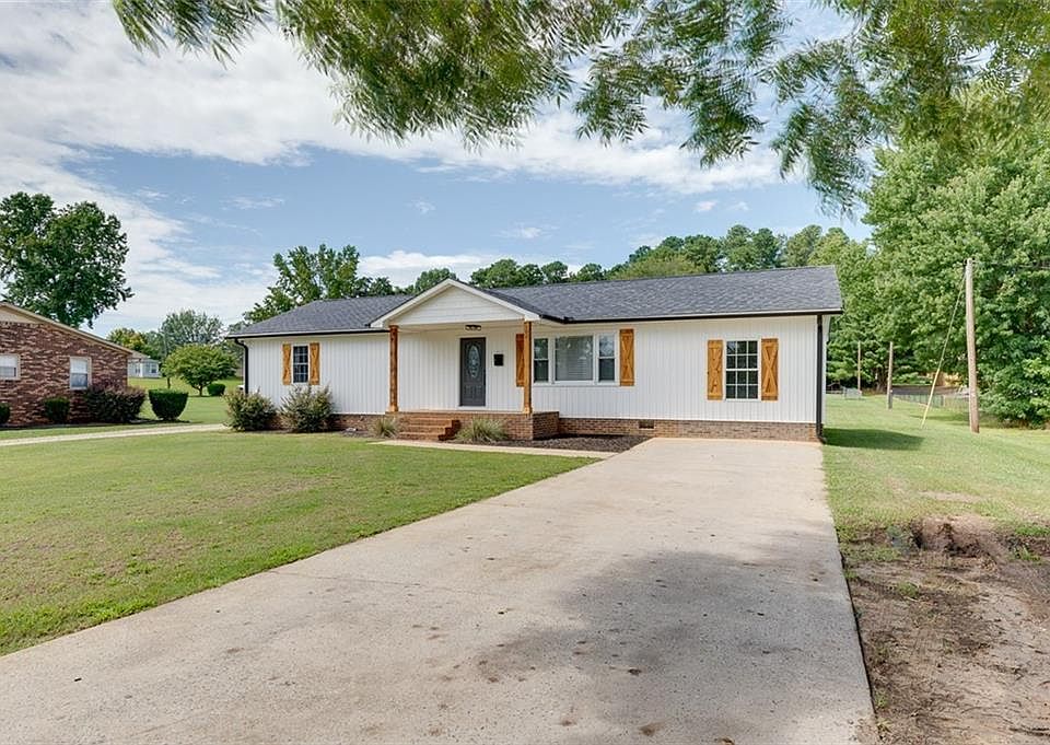 102 Wildwood Dr, Honea Path, SC 29654 Zillow