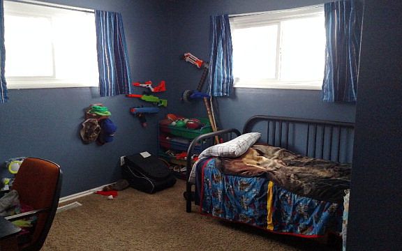 4th image of 815 Jeri Ave