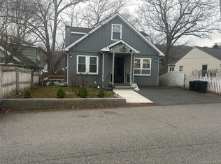 93 Lake Drive, Lake Peekskill, NY 10537