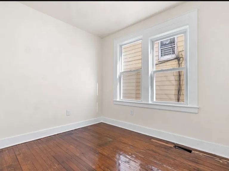 24 Irving Ave #1 — Photo 9