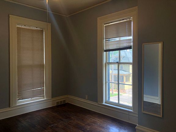 2nd image of 802 W Kalamazoo Ave APT 3