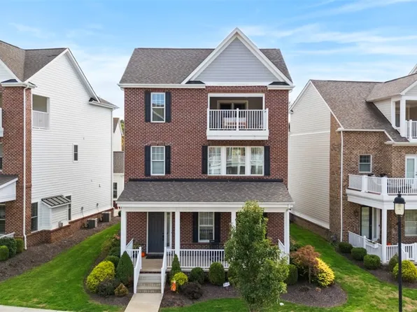 10 Allegheny Ave, Oakmont, PA 15139