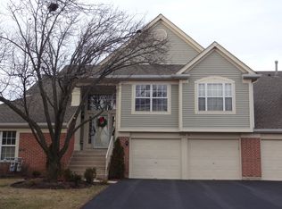 1702 Fairfax Cir W UNIT 2, Bartlett, IL 60103