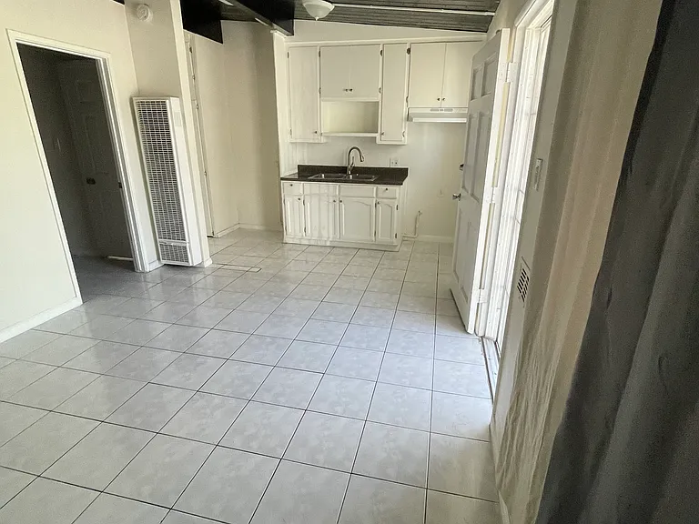 6716 Granger Ave #A — Photo 3