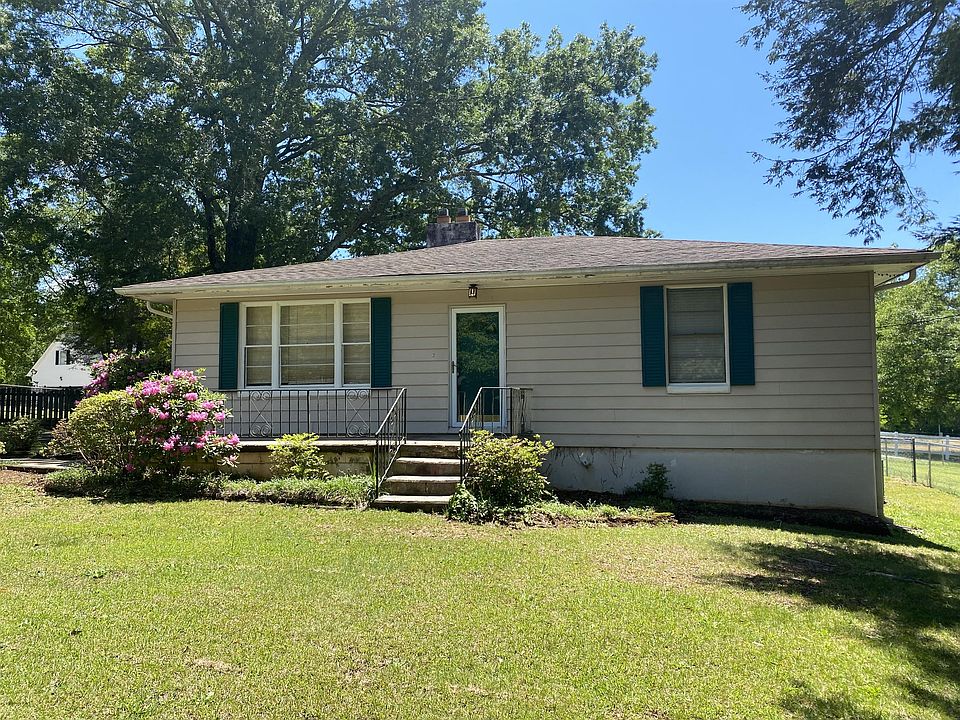 1st image of 108 S Rockview Dr