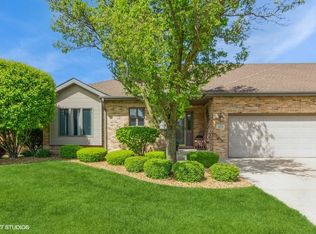 163 Fairfield Dr, New Lenox, IL 60451