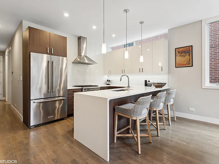 826 N Marshfield Ave #2N — Photo 9