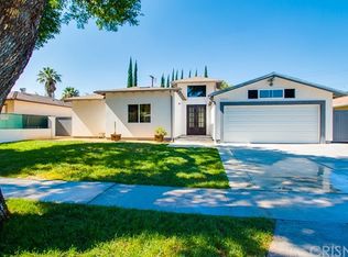 23513 Friar St, Woodland Hills, CA 91367