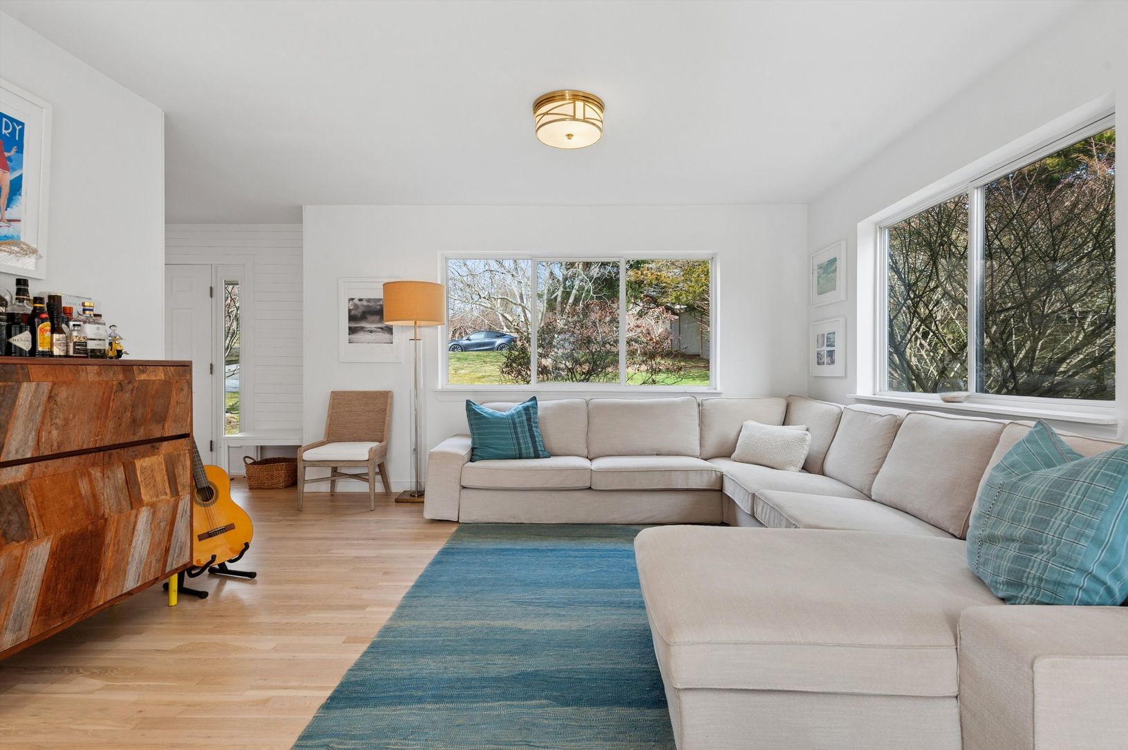  Secondary Living Room