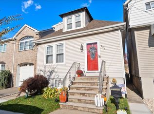 252 Grace Ave, Secaucus, NJ