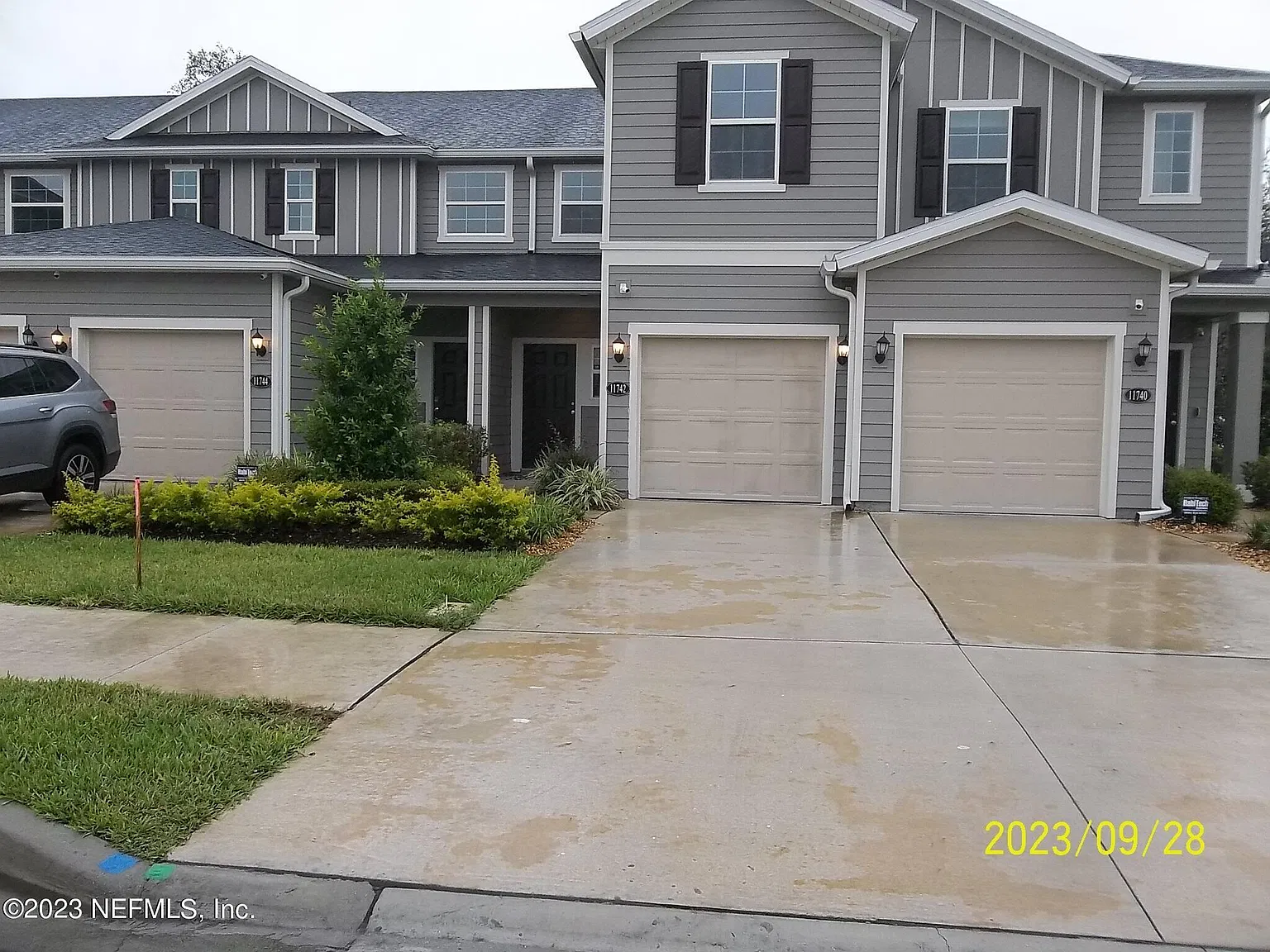 3 bed, 2.5 bath, 1390 sqft, $1,775 — Photo 1