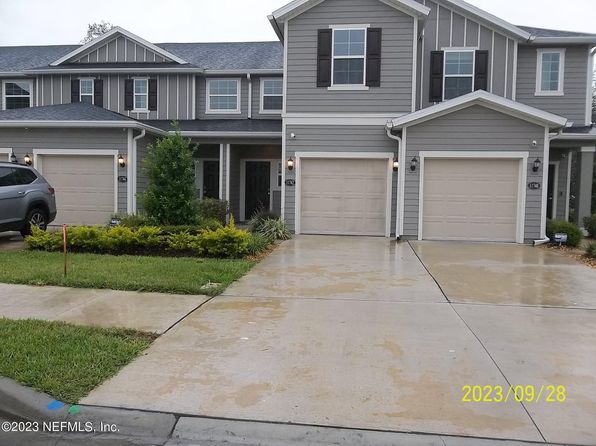 11742 Beardgrass Way