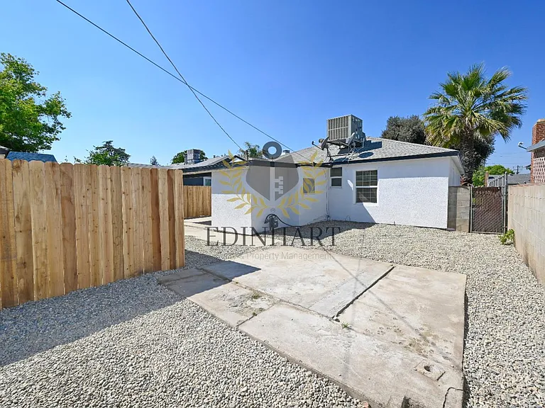 1584 N Carruth Ave #A — Photo 35
