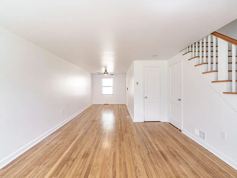 West Gate Townhomes — Photo 12