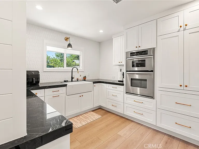 24701 Nympha Dr — Photo 20