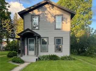 28 N Washington St, Randolph, NY 14772