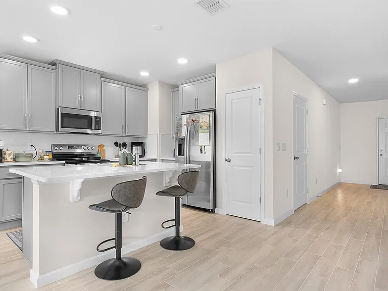 5070 Rain Shadow Dr — Photo 6