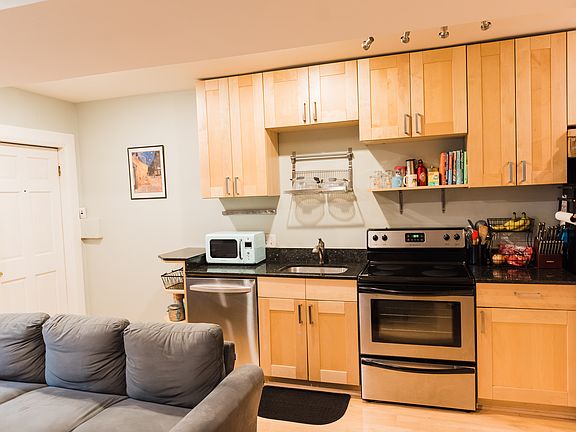 206B6thStreet-23_12132021