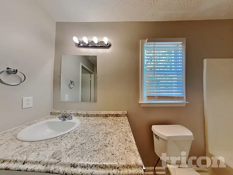 1182 Plunkett Way — Photo 14