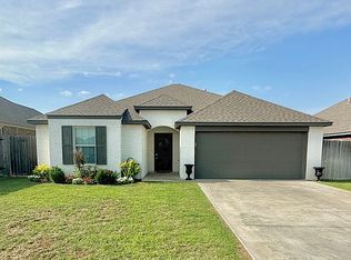2613 Hayride Dr, Weatherford, OK 73096