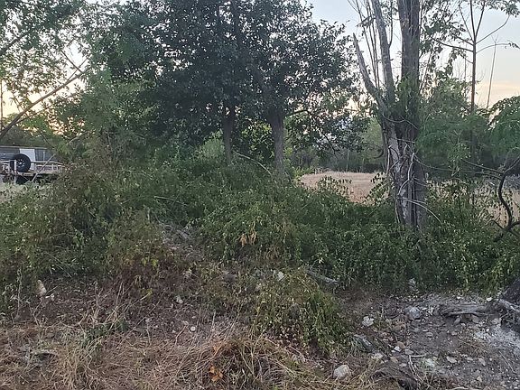 3rd image of 717 Dittlinger LOT 4