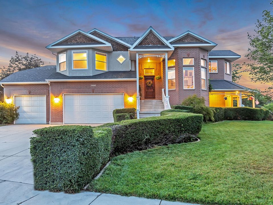 1st image of 2444 W Canterwood Dr