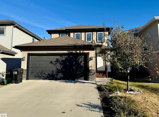 3236 17b Ave NW, Edmonton, AB T6T0P4