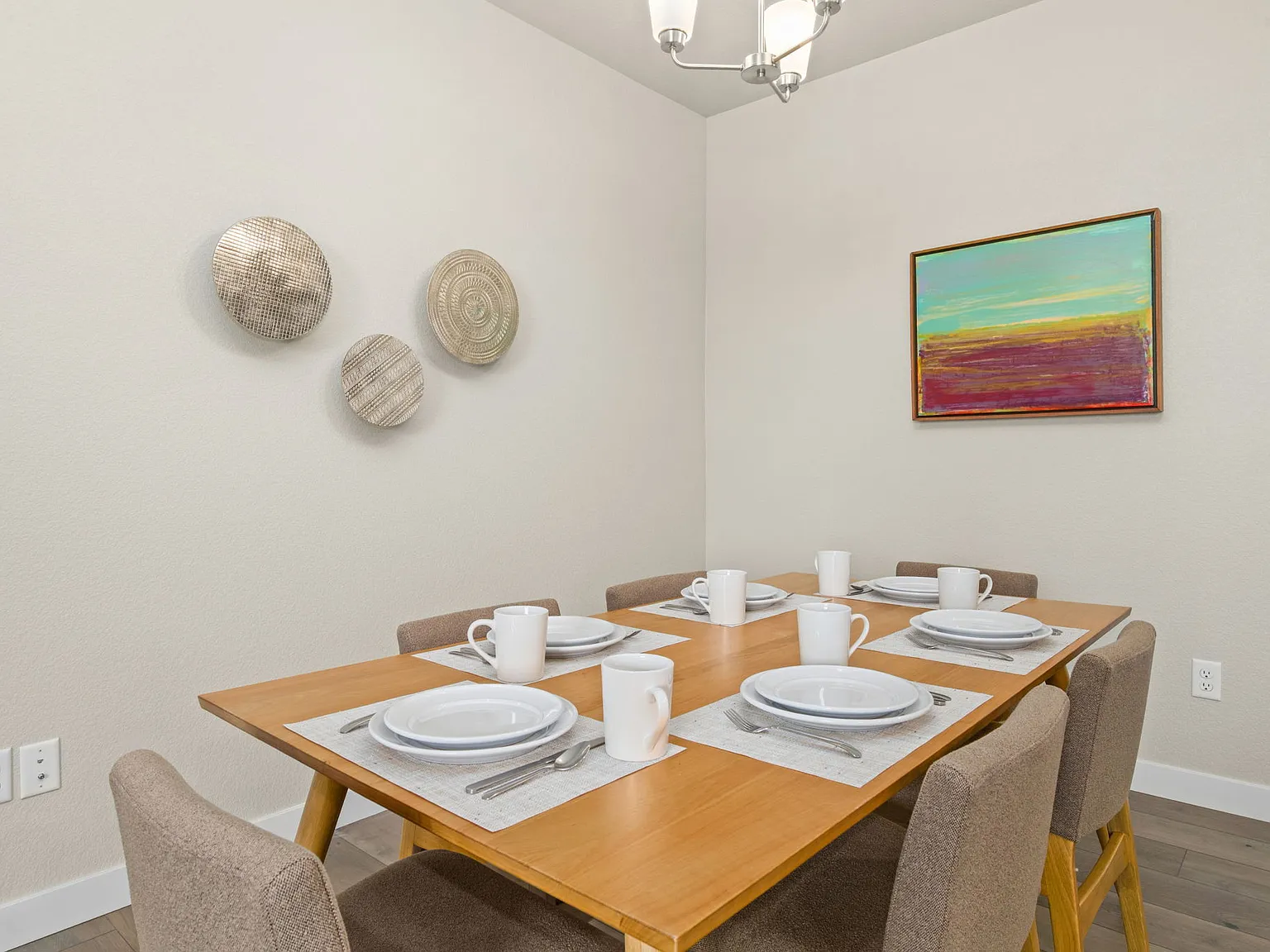 2 bed, 1264 sqft, $4,195 — Photo 3