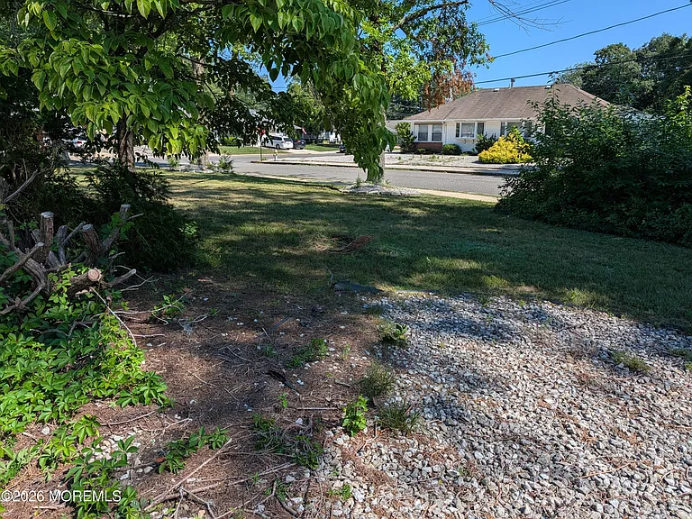 1936 Mount Carmel Blvd — Photo 25