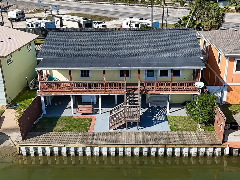 11 Highland Dr — Photo 1