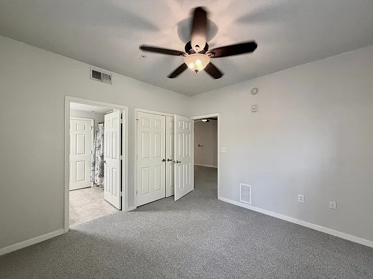 8539 Gate Pkwy W #1724 — Photo 23
