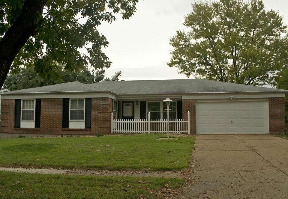 1st image of 1890 N Downs Dr