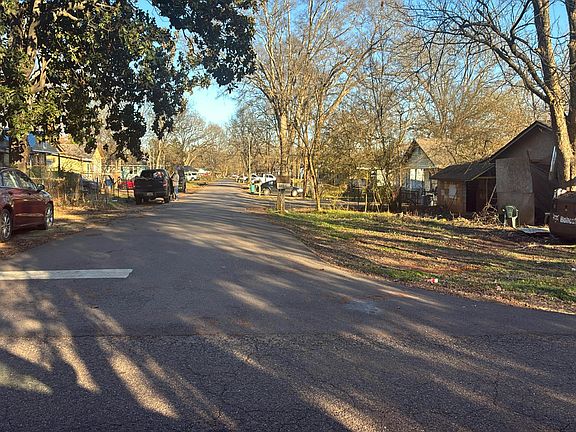 4th image of 1827 Short 12th St N