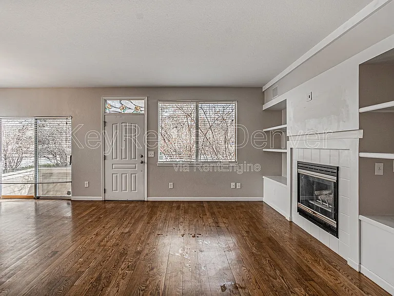 1099 S Walden Way #101 — Photo 31