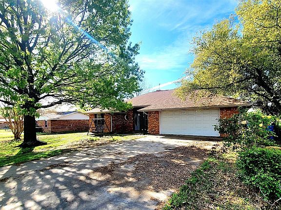 4th image of 109 Waldman Dr