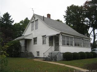 194 Church St, Putnam, CT 06260